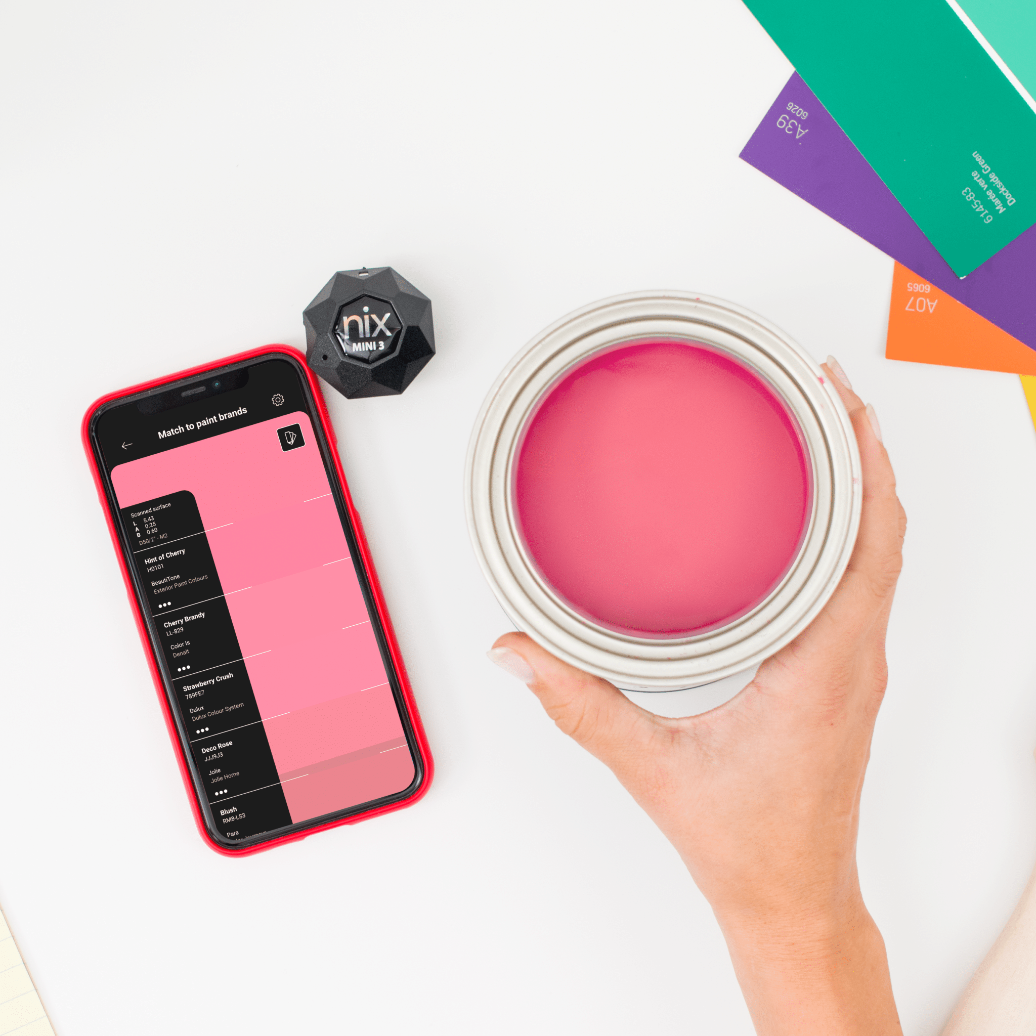 Mini3_VM_Pink_PaintCan_01_crop